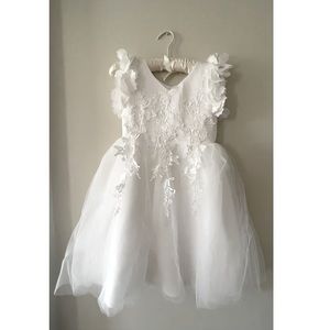 NWT Trish Scully Child Bianca dress first communion